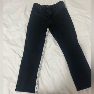 Black ultra high rise skinny ankle Hollister jeans